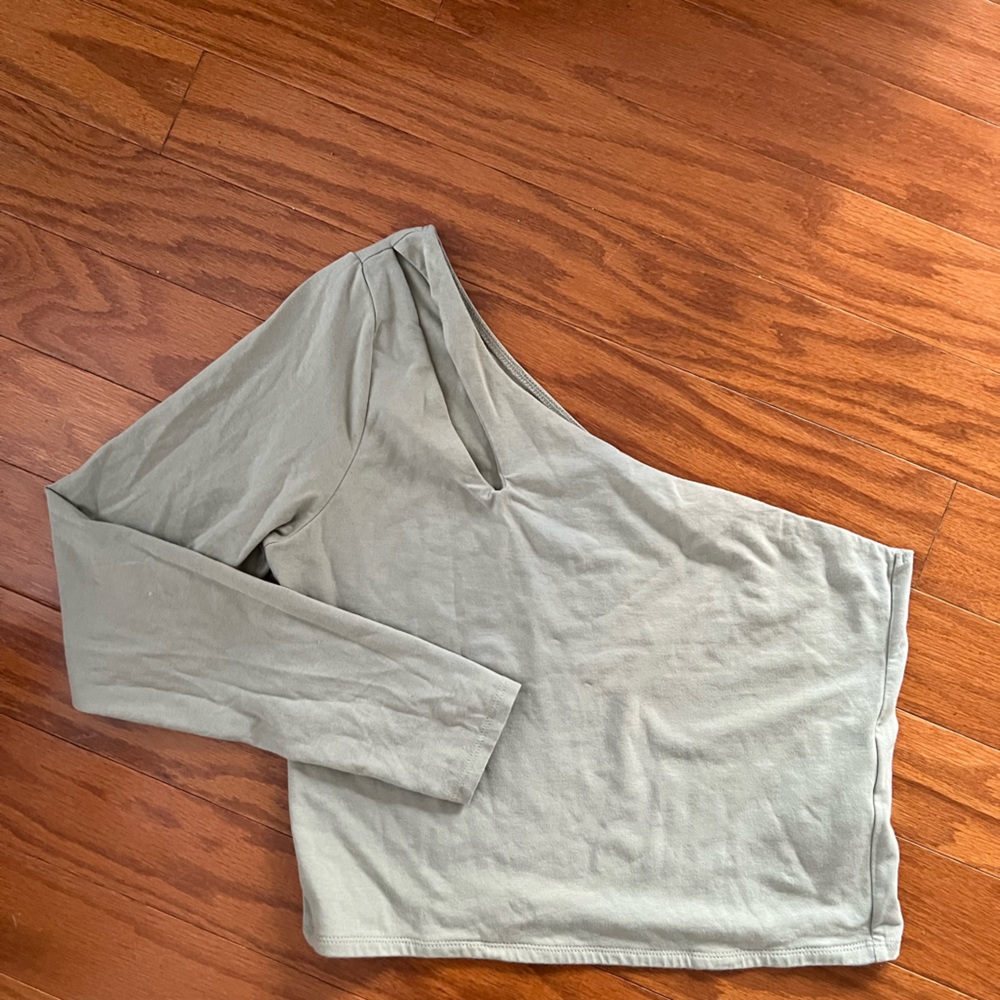 Abercrombie top